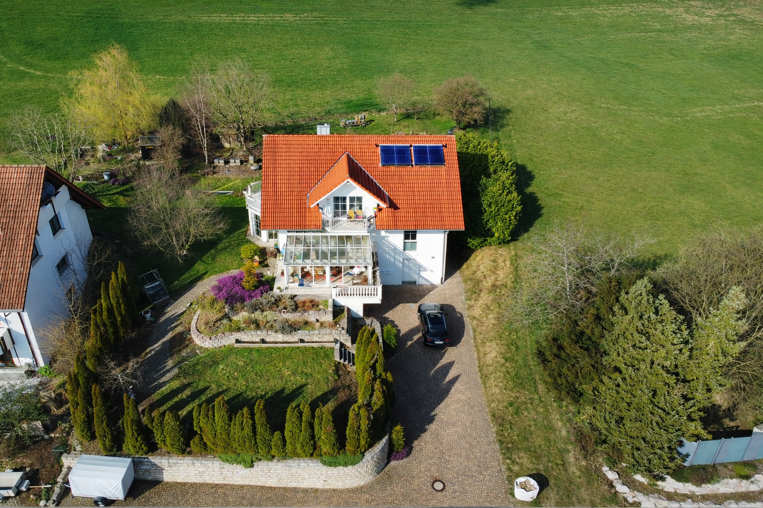 Flexibles Wohnkonzept in Laufenburg: Großzügiges Einfamilienhaus oder attraktive Kapitalanlage mit Entwicklungspotenzial. 223 m² Wohnfläche, vielseitig nutzbar und in gefragter Lage